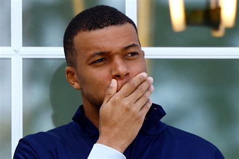 how much will mbappe make.